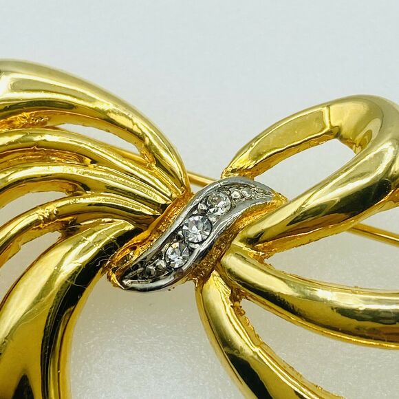 Swarovski Gold Tone Bow Brooch Pin Clear Crystal Rhinestones 2" - Picture 6 of 9